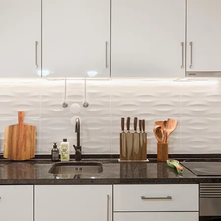 Joivy Bohemian Flat With Study Near The Centre * Lissabon